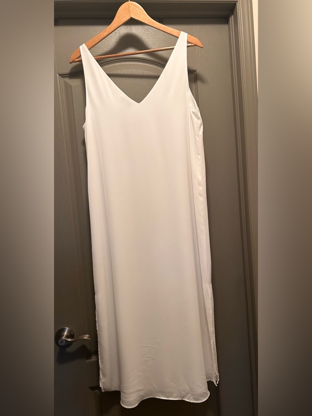 Babaton  slip dress - Picture 3 of 6